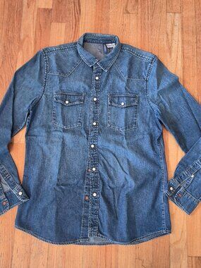 Western style denim shirt